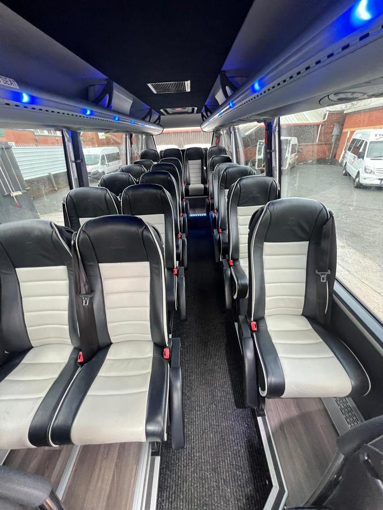 Minibus 22 Seater